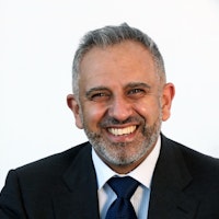 Urfan Khaliq  